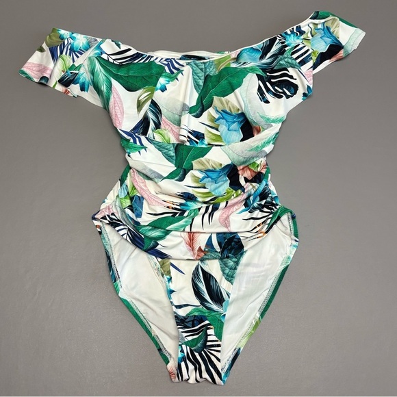 La Blanca swimsuit size 6 - Picture 3 of 7